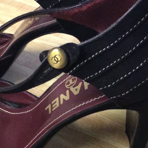 Chanel Slingback Heels - Picture 3 of 6